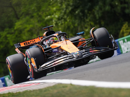 Charles Leclerc startet in Ungarn von der Pole Position. - Foto: Bradley Collyer/PA Wire/dpa
