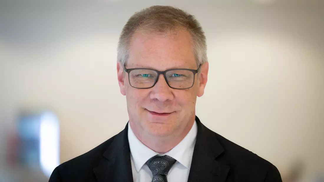Der Brandenburger Antisemitismusbeauftragte Andreas Büttner wehrt sich gegen zunehmende Kritik (Archivbild). - Bild: Soeren Stache/dpa