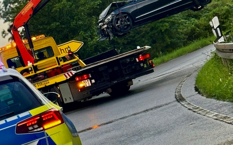 POL-NI: Aquaplaning wird Autofahrer auf B6 zum Verhängnis - Foto: presseportal.de