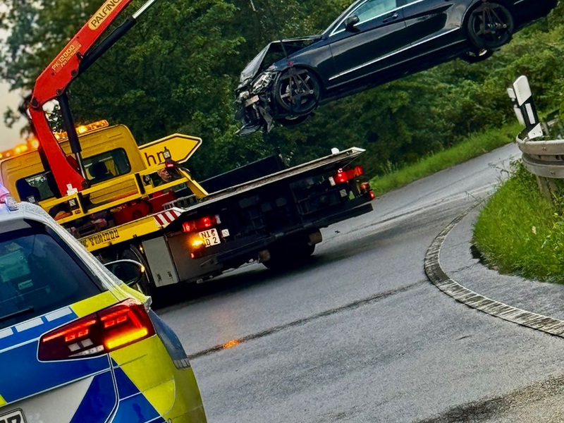 POL-NI: Aquaplaning wird Autofahrer auf B6 zum Verhängnis - Foto: presseportal.de