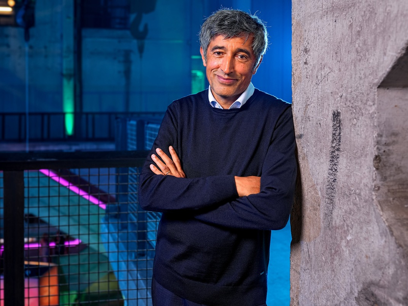 Ranga Yogeshwar im Senioren Ratgeber: Meditieren geht auch im Supermarkt - Foto: presseportal.de