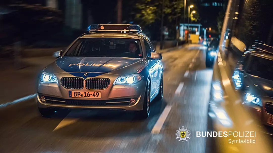 Bundespolizeidirektion München: Schlägerei in der S-Bahn / Ein Tatverdächtiger flüchtig - Bild: presseportal.de