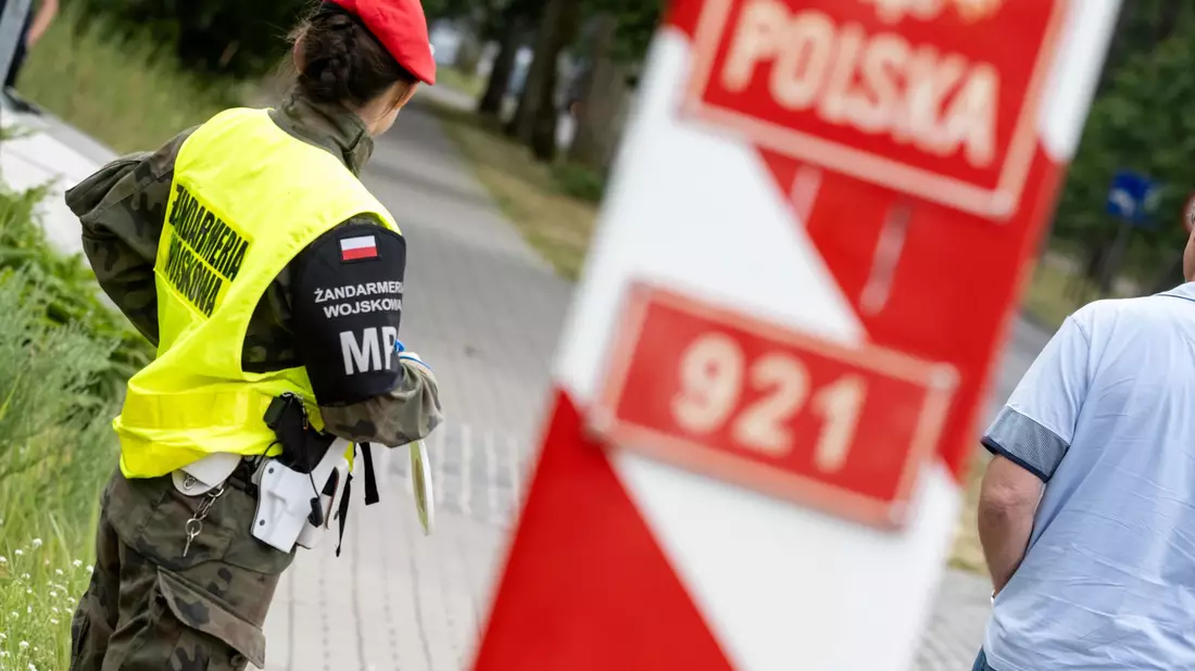Die polnischen Kontrollen an der Grenze zu Deutschland werden bis zum 4. April verlängert. (Archivbild) - Bild: Stefan Sauer/dpa