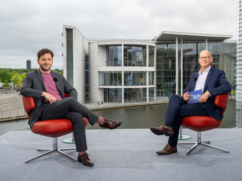 Wir geben den Osten nicht auf / Grünen Co-Chef fordert alle Grünen Bundestagsabgeordneten auf, Wahlkreisarbeit in den Osten zu verlegen - Foto: presseportal.de