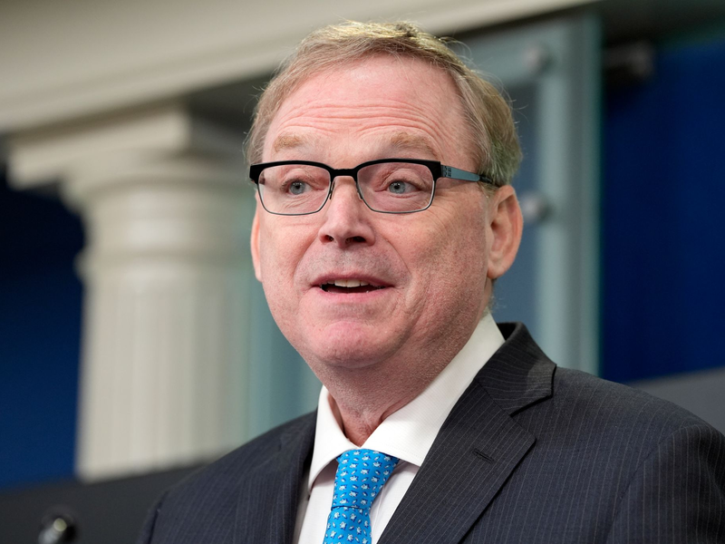 Die Entlassung der Chefin des Amtes für Arbeitsmarktstatistik wird heftig kritisiert - Trumps Wirtschaftsberater Hassett verteidigt den Schritt. (Archivbild) - Foto: Alex Brandon/AP/dpa