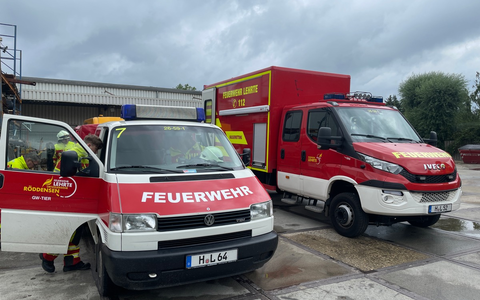 FW Lehrte: Storch lehnt Rettung ab - Foto: presseportal.de
