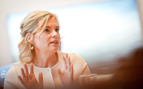 Bundestagspräsidentin Julia Klöckner kritisiert eine Entwertung der Erststimme. - Foto: Kay Nietfeld/dpa Bundestagspräsidentin Julia Klöckner kritisiert eine Entwertung der Erststimme. - Foto: Kay Nietfeld/dpa