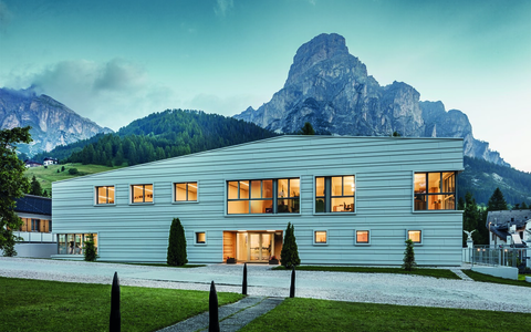 Kaserne Tempesti - Foto: PREFA | Croce & Wir über pressetext.de