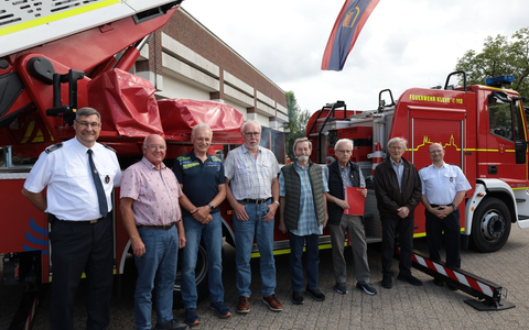 FW-KLE: Ehrung langjähriger Mitglieder beim Treffen der Ehrenabteilungen in Kleve - Foto: presseportal.de
