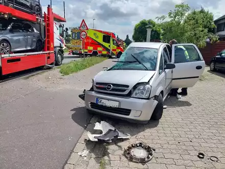 FW Gangelt: Schwerer Verkehrsunfall auf Bundesstraße - Foto: presseportal.de
