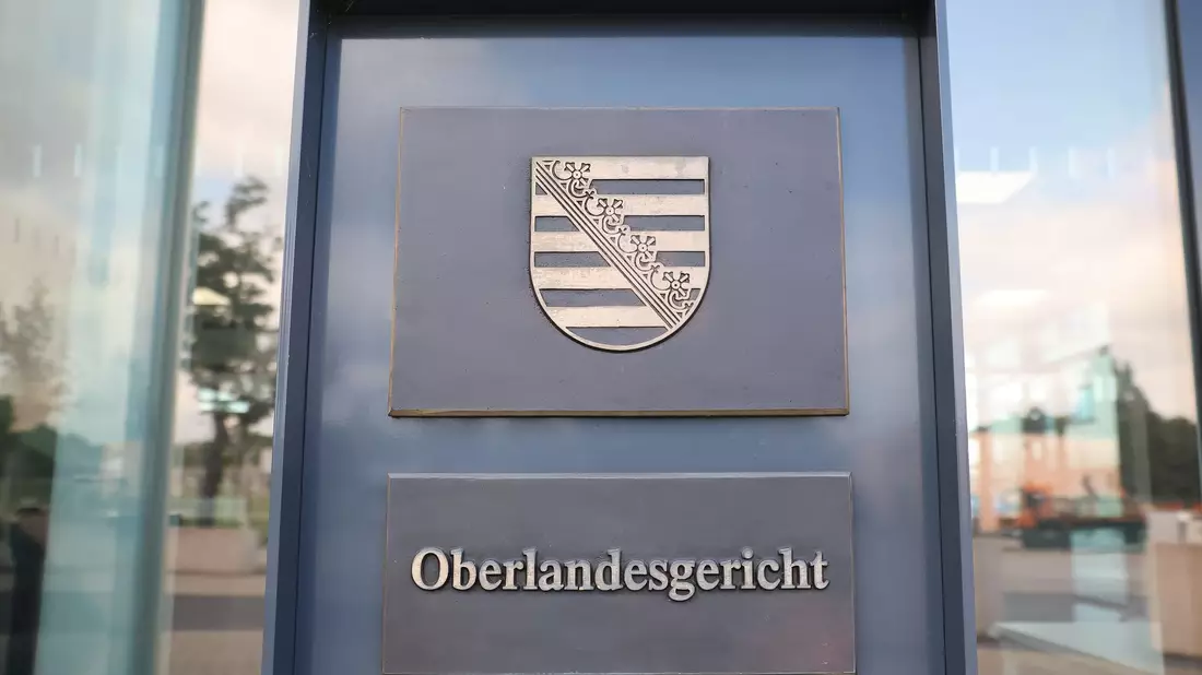 Der Angeklagte soll als Assistent in Krahs Abgeordnetenbüro im Europäischen Parlament Informationen gesammelt und an einen chinesischen Geheimdienst weitergegeben haben. (Archivbild) - Bild: Jan Woitas/dpa