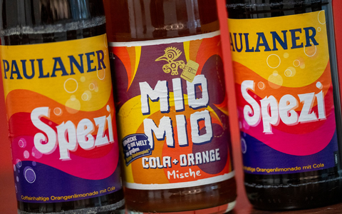 In der ersten Runde des Spezi-Streits hat Paulaner gewonnen - Berentzen will nun in Berufung gehen. (Illustration) - Foto: Peter Kneffel/dpa