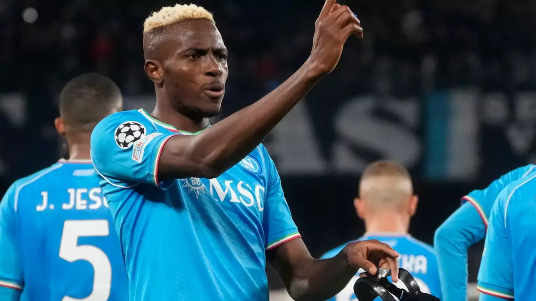 Wechselt Victor Osimhen nun fix von Neapel zu Galatasaray? - Bild: Gregorio Borgia/AP/dpa