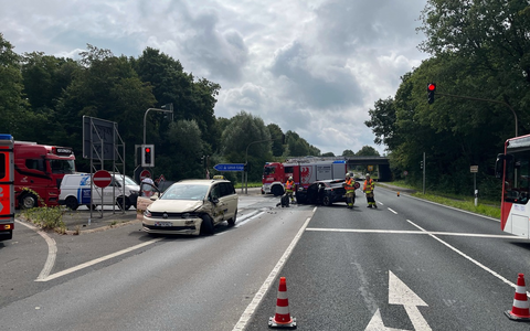 POL-AC: Zusammenstoß an der Anschlussstelle Lichtenbusch: Zwei Männer verletzt - Foto: presseportal.de