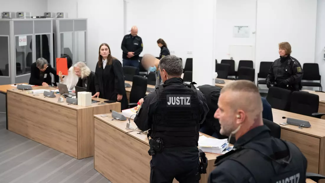 In Dresden hat der Prozess wegen Agententätigkeit für einen chinesischen Geheimdienst begonnen.  - Bild: Sebastian Kahnert/dpa