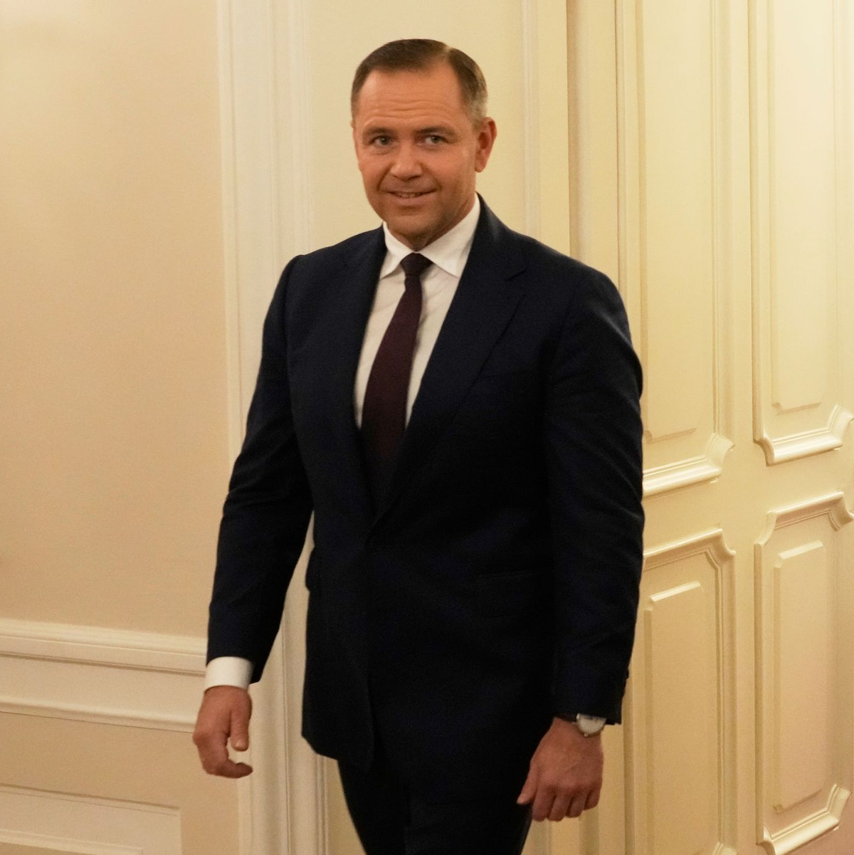 Nawrocki folgt auf Andrzej Duda. (Archivbild) - Foto: Czarek Sokolowski/AP/dpa