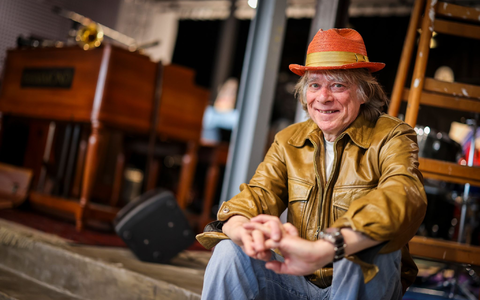 In dem Dokumentarfilm gibt Schneider Einblicke hinter die Kulissen. (Archivbild) - Foto: Christoph Reichwein/dpa