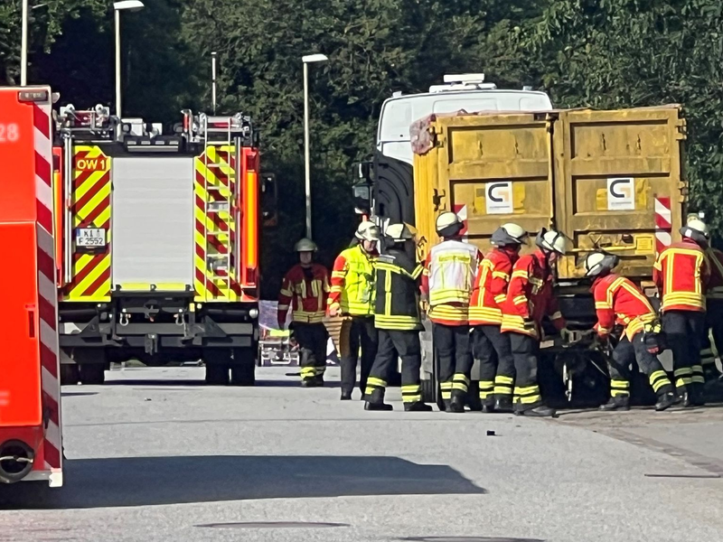 Der Unfall ereignete sich in Kiel-Wellsee.  - Foto: André Klohn/dpa