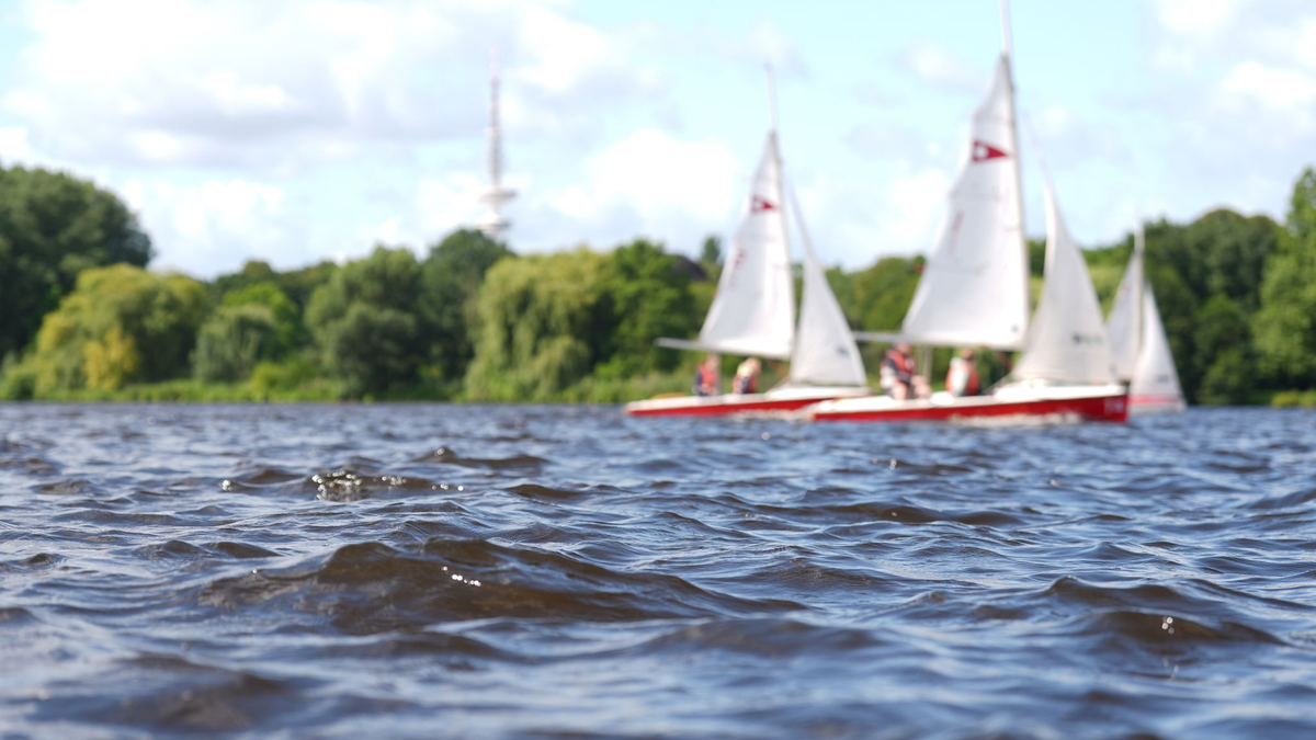 Das Wetter lädt in den kommenden Tagen zum Aufenthalt im Freien ein.  - Foto: Marcus Brandt/dpa