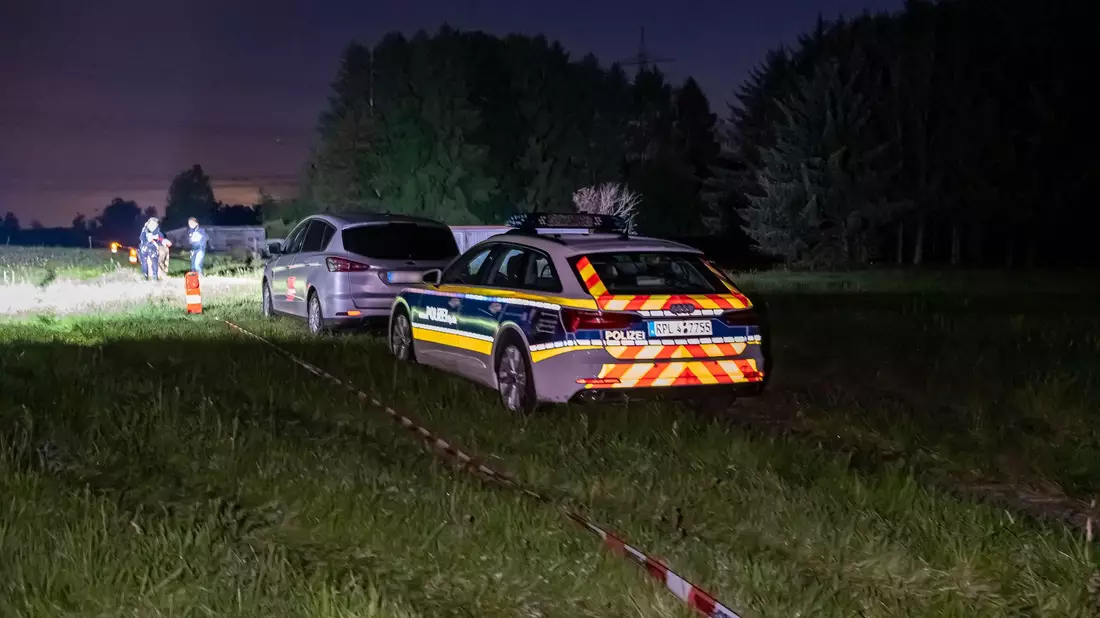 Nach monatelangem Rätseln könnte die Frage geklärt sein, wo der Verdächtige im Mordfall Weitefeld ist.  - Bild: Markus Klümper/dpa