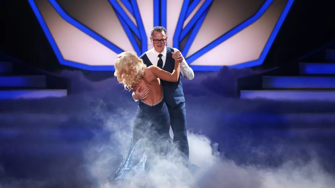Auf ungewohntem Terrain: Ulli Potofski bei «Let's dance» - Bild: picture alliance / dpa