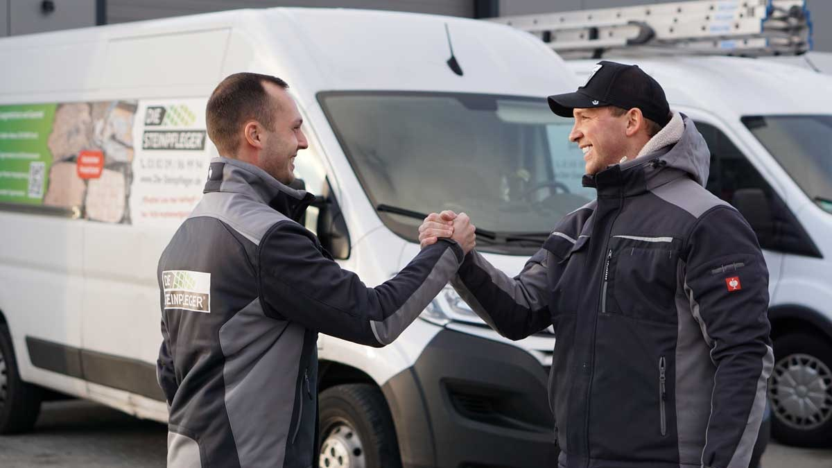 Terrasse ruiniert statt sauber? So dreist gehen Fake-Firmen bei der Steinreinigung vor - Foto: presseportal.de