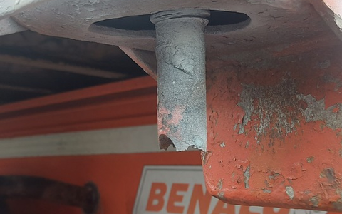 POL-HI: Verkehrsunsicherer LKW auf der Autobahn festgestellt - Foto: presseportal.de