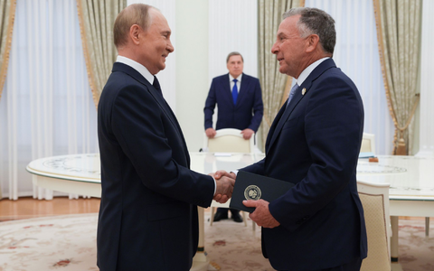 Der US-Sondergesandte Steve Witkoff (rechts) und der russische Präsident Wladimir Putin. (Archivfoto) - Foto: Gavriil Grigorov/Pool Sputnik Kremlin/AP/dpa
