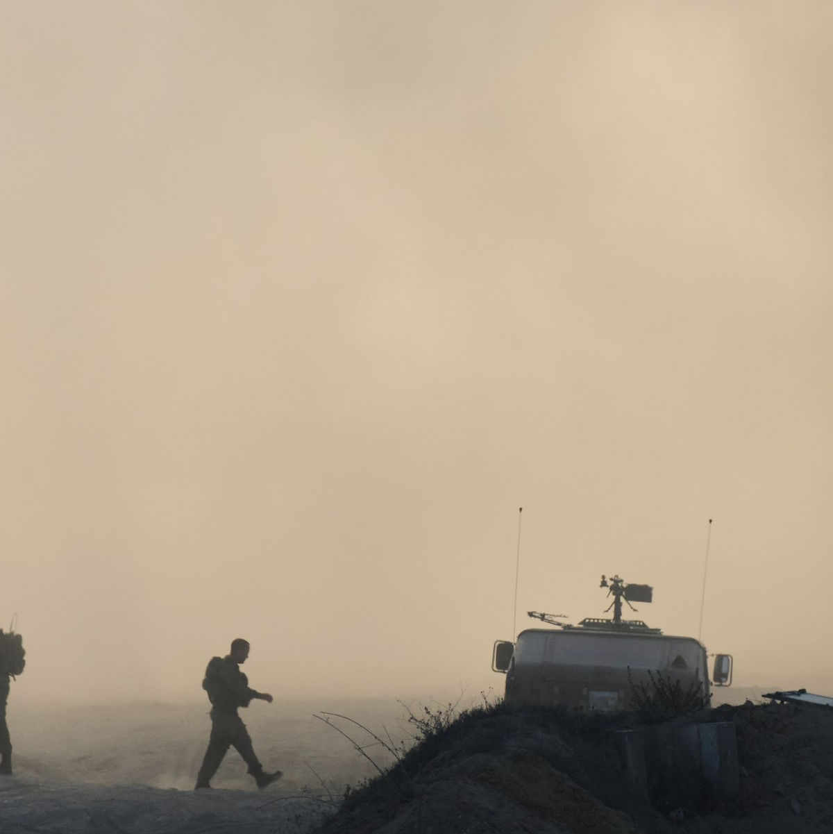 Israels Sicherheitskabinett soll über eine Ausweitung des Krieges entscheiden. (Archivbild) - Foto: Ohad Zwigenberg/AP/dpa