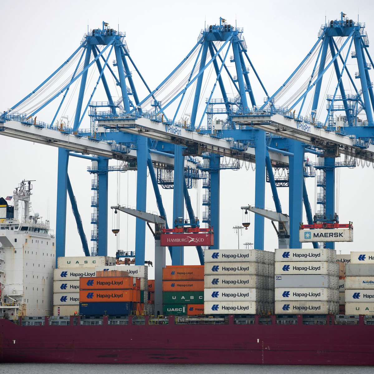 US-Frist für Einführung von Zöllen auf EU-Importe abgelaufen. - Foto: Matt Slocum/AP/dpa