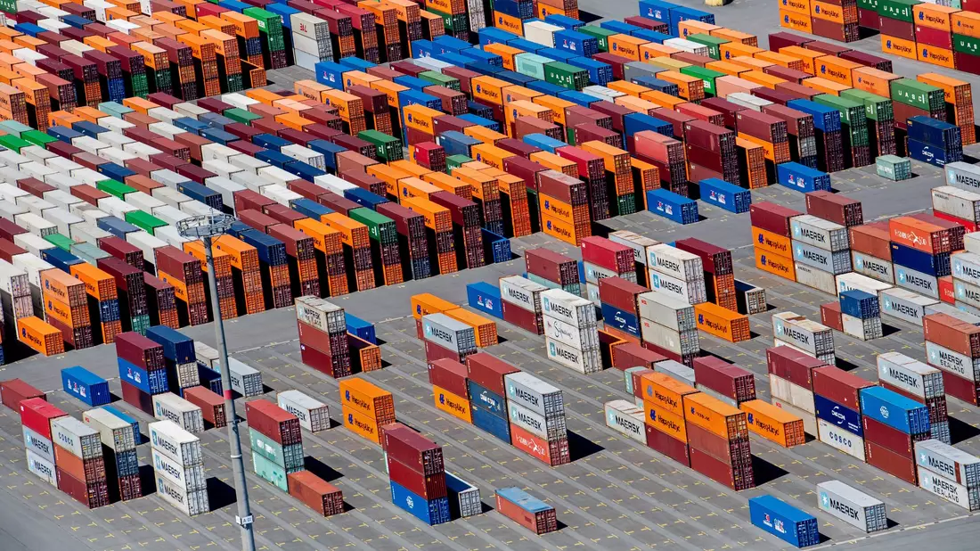US-Zölle belasten Deutschlands Exporteure (Archivbild) - Bild: Hauke-Christian Dittrich/dpa