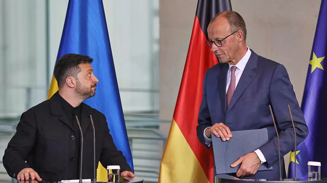 Wolodymyr Selenskyj und Friedrich Merz (Archiv) - Bild: über dts Nachrichtenagentur