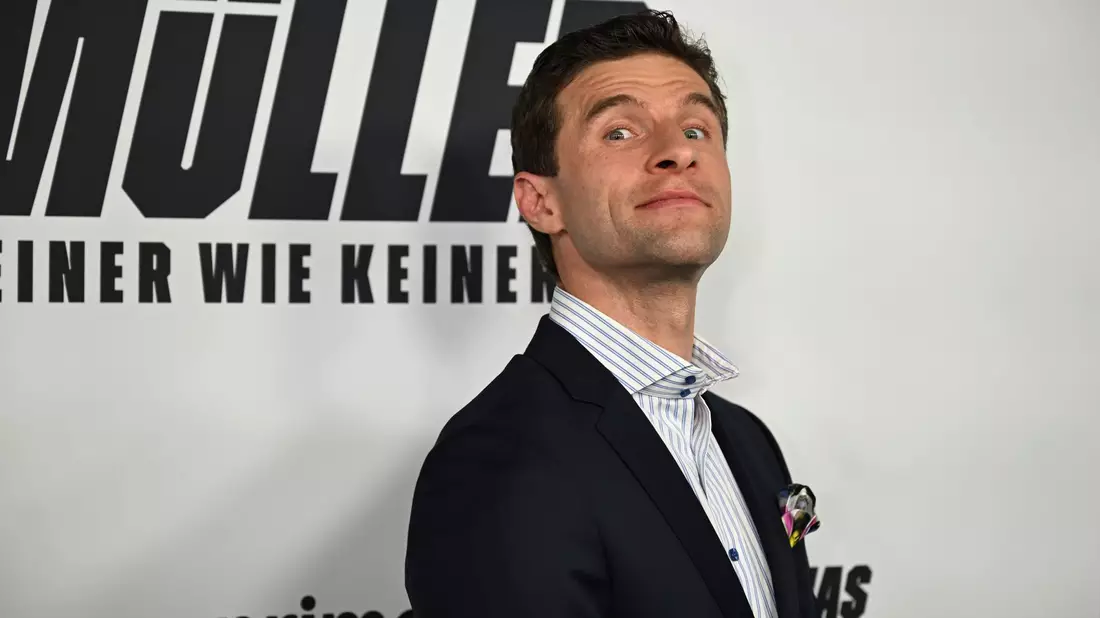 Thomas Müller spielt zukünftig in Vancouver. - Bild: Felix Hörhager/dpa