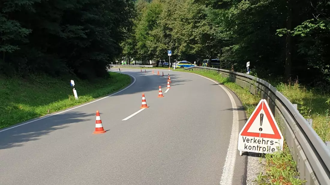 POL-KS: Verkehrskontrollen in Fuldatal: Berauschter Motorradfahrer nach Flucht gestellt; Schreckschusspistole sichergestellt - Bild: presseportal.de