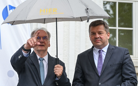 Ministerpräsident Reiner Haseloff (CDU) und Wirtschaftsminister Sven Schulze (CDU). (Archivbild) - Foto: Hendrik Schmidt/dpa Ministerpräsident Reiner Haseloff (CDU) und Wirtschaftsminister Sven Schulze (CDU). (Archivbild) - Foto: Hendrik Schmidt/dpa