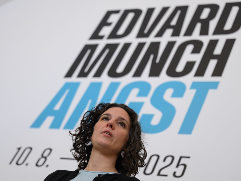 Die Kunstsammlungen am Theaterplatz in Chemnitz zeigen im Kulturhauptstadtjahr eine große Ausstellung zum Künstler Edvard Munch. - Foto: Hendrik Schmidt/dpa
