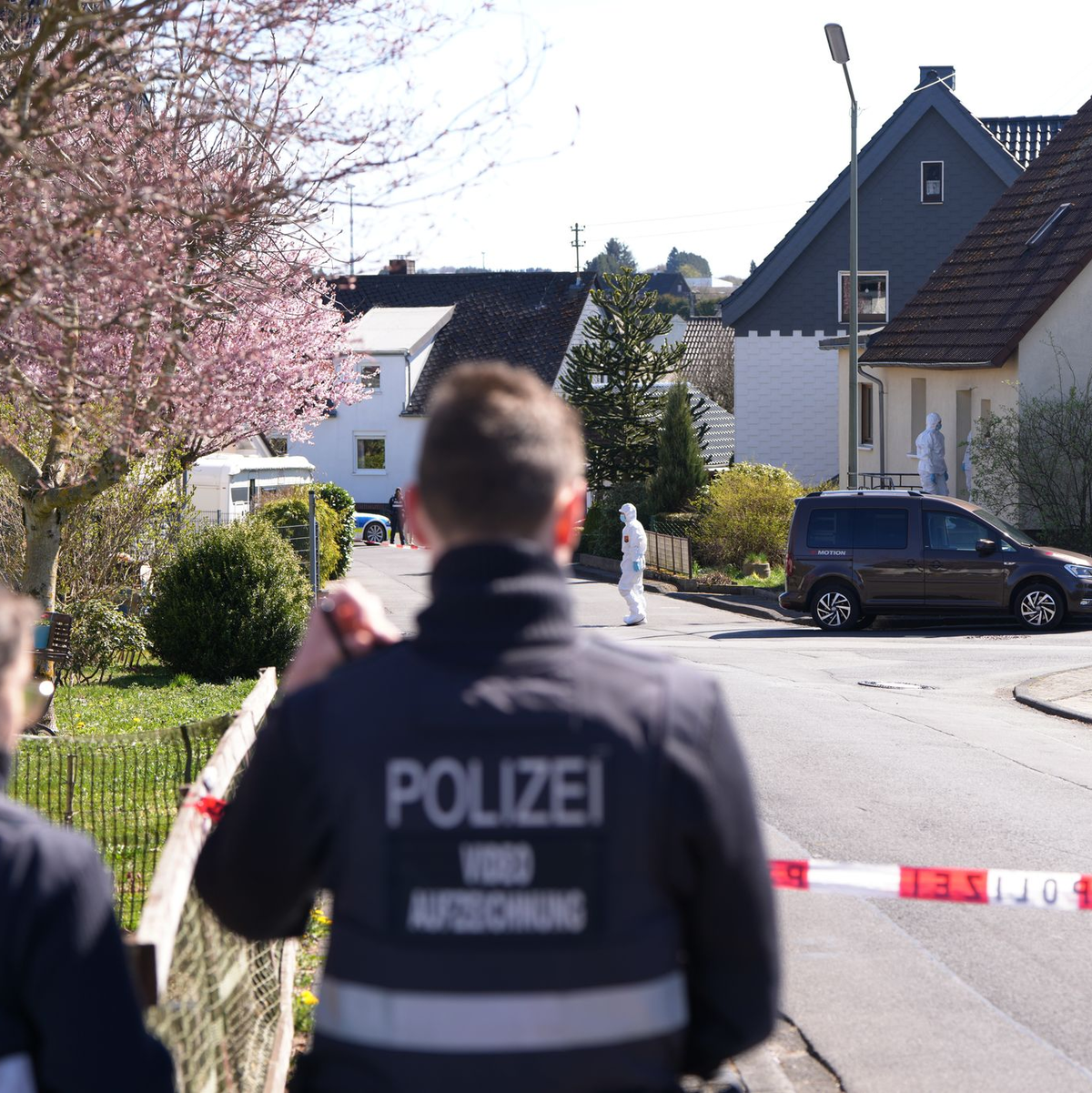 Im April wurde die getötete Familie im Haus entdeckt. (Archivild) - Foto: Thomas Frey/dpa