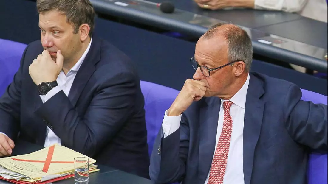 Lars Klingbeil und Friedrich Merz (Archiv) - Bild: über dts Nachrichtenagentur