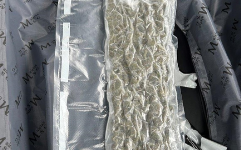 HZA-HN: Marihuana im Kuriergepäck/ 300 Gramm Rauschgift sichergestellt - Foto: presseportal.de