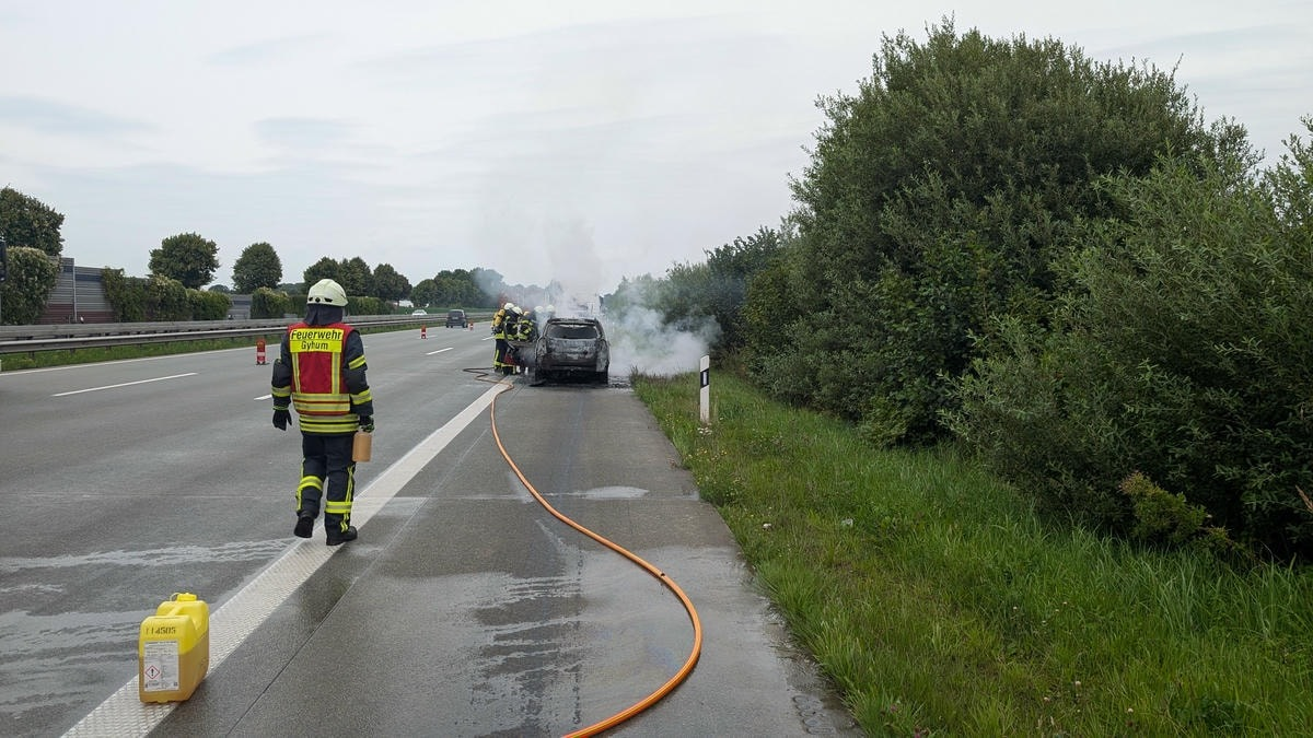 FW-ROW: Rauchmelder, Brände, Türöffnungen und Unfälle - Ehrenamtliche Feuerwehrkräfte in der Samtgemeinde Zeven im Dauereinsatz - Foto: presseportal.de