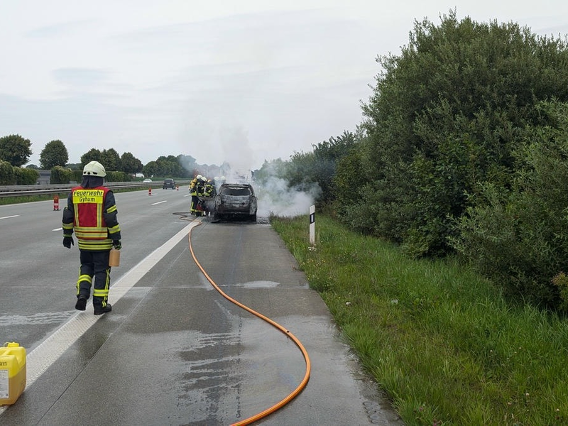 FW-ROW: Rauchmelder, Brände, Türöffnungen und Unfälle - Ehrenamtliche Feuerwehrkräfte in der Samtgemeinde Zeven im Dauereinsatz - Foto: presseportal.de