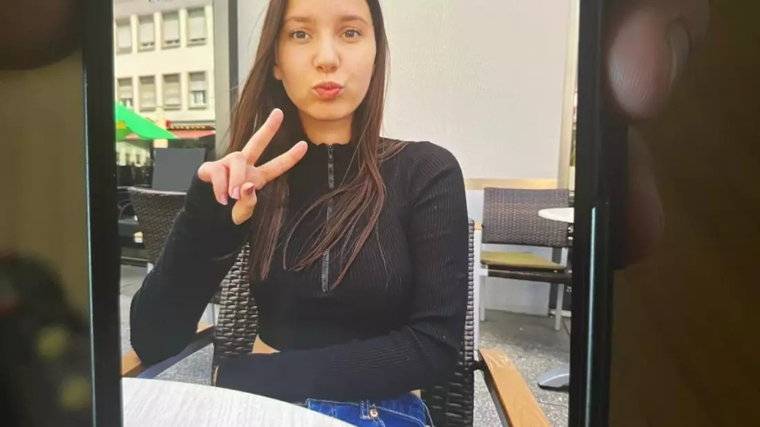POL-SLS: Öffentlichkeitsfahndung nach der 15-jährigen Jugendlichen Chiara-Marie Jung-Da Silva - Bild: presseportal.de