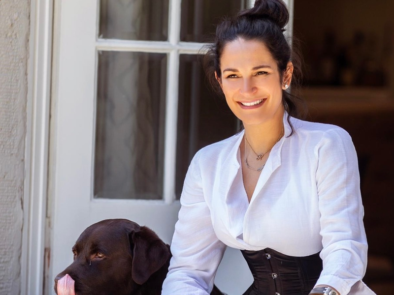 Ramona Portugalov: Vom Berliner Sofa bis zur europaweiten Academy mit einer radikal nahbaren Interior-Philosophie - Foto: presseportal.de
