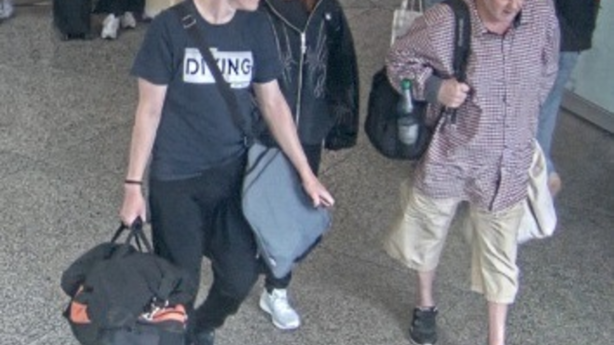 POL-H: Öffentlichkeitsfahndung: Mutmaßlicher Täter nach Totschlag und seine Begleitpersonen als Zeugen gesucht - Foto: presseportal.de