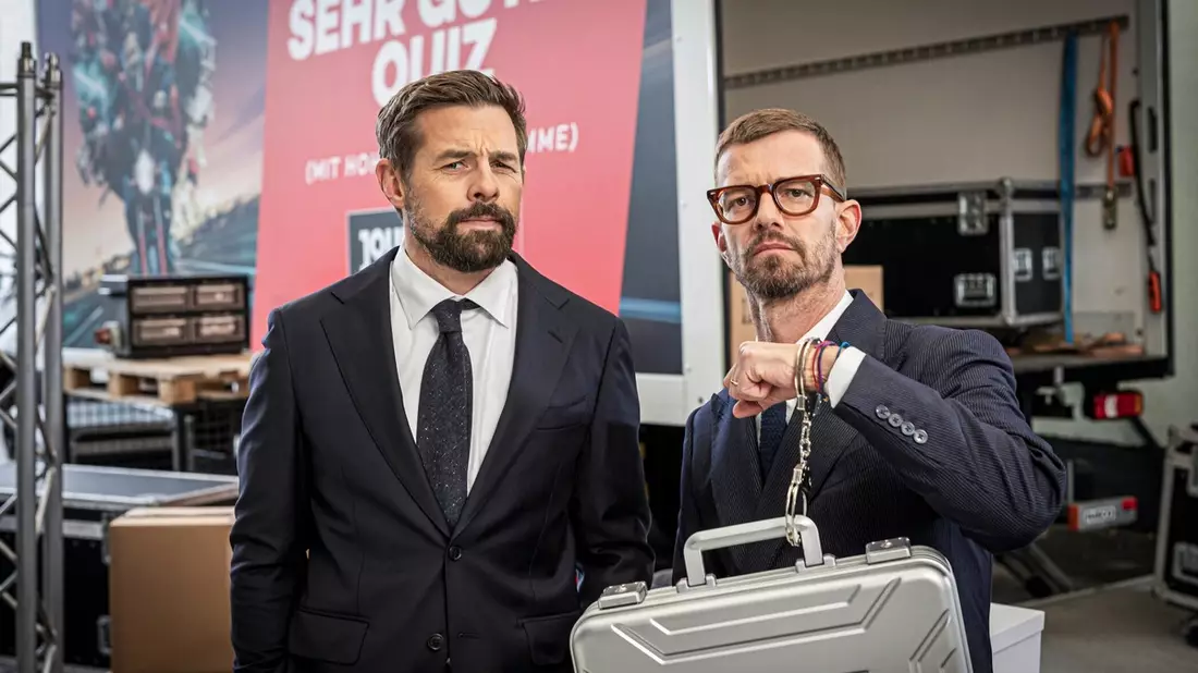 Klaas Heufer-Umlauf Joko Winterscheidt Ein sehr gutes Quiz (mit hoher Gewinnsumme) - Bild: Joyn/Benedikt Müller, presseportal.de