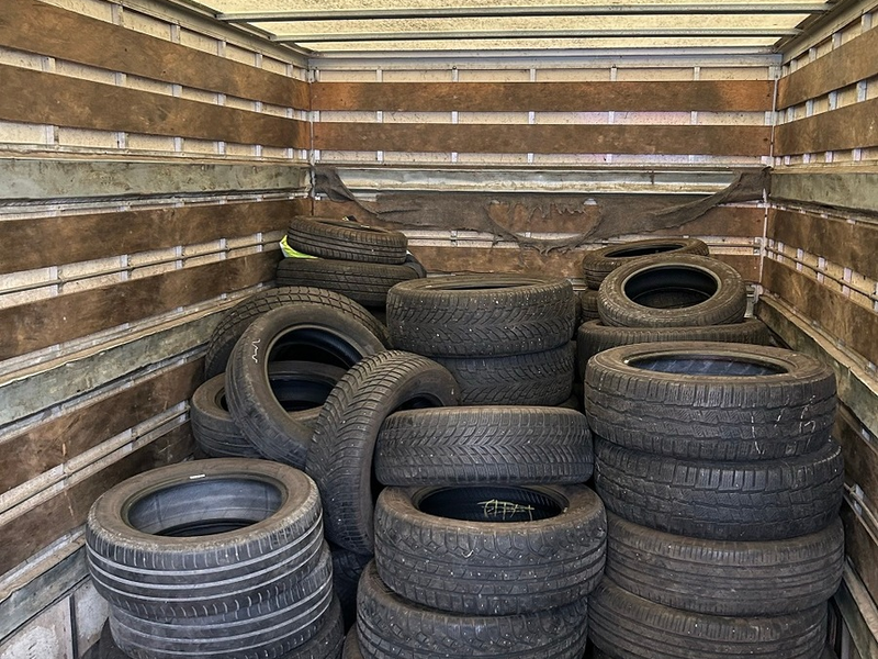 HZA-HN: Zoll stoppt Lieferwagen und findet Waffe - Foto: presseportal.de