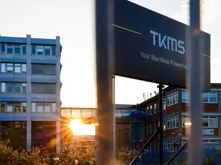 TKMS wird von Thyssenkrupp abgespalten und geht an die Börse. Thyssenkrupp behält mit 51 Prozent aber die Mehrheit.  - Foto: Frank Molter/dpa