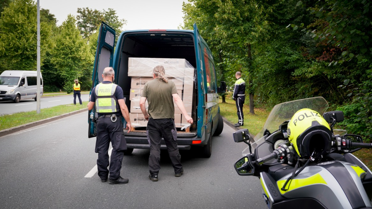 POL-GE: Gemeinsame Schwerpunktkontrollen im Verkehr- Polizei zieht Bilanz - Foto: presseportal.de