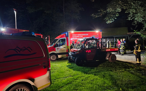 FW Königswinter: Verletzter Mountainbikefahrer im Wald - Feuerwehr unterstützt Rettungsdienst - Foto: presseportal.de