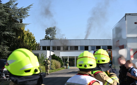 FW Pulheim: Brauweiler - Feuer in Bürogebäude - Foto: presseportal.de
